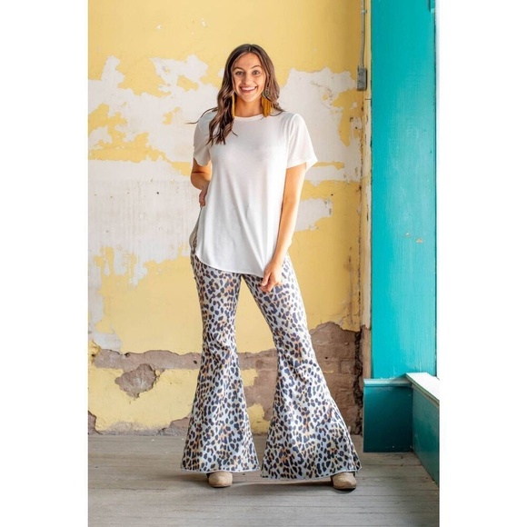 Lucky & Blessed Extreme Flare Wide Leg Leopard Print Pants - Picture 1 of 5